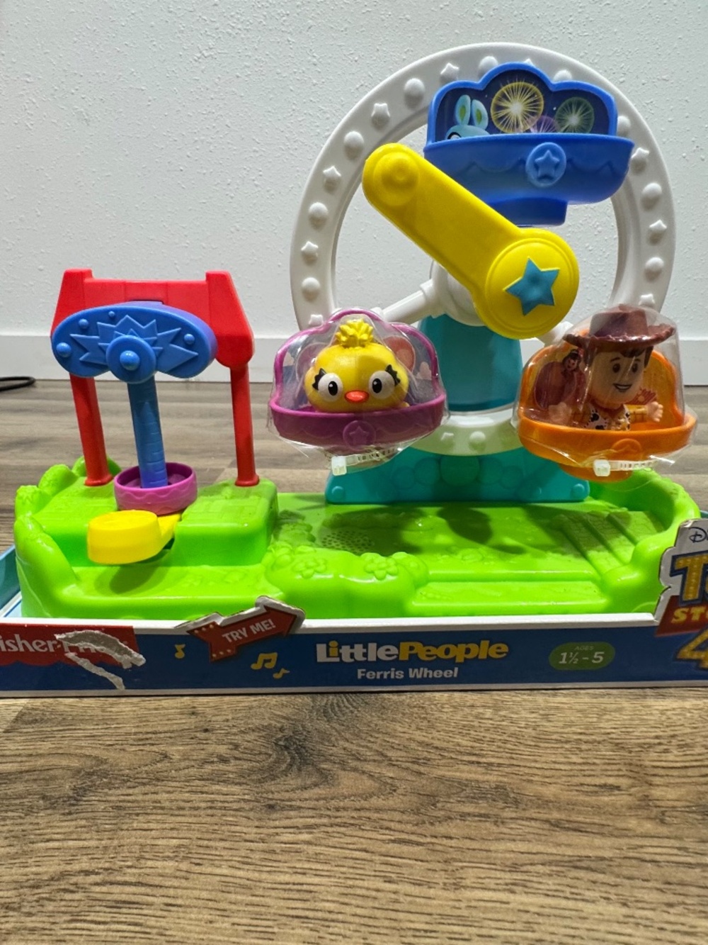 NEW 2018 Little People Toy Story 4 Ferris Wheel Fisher Price Music Woody Ducky